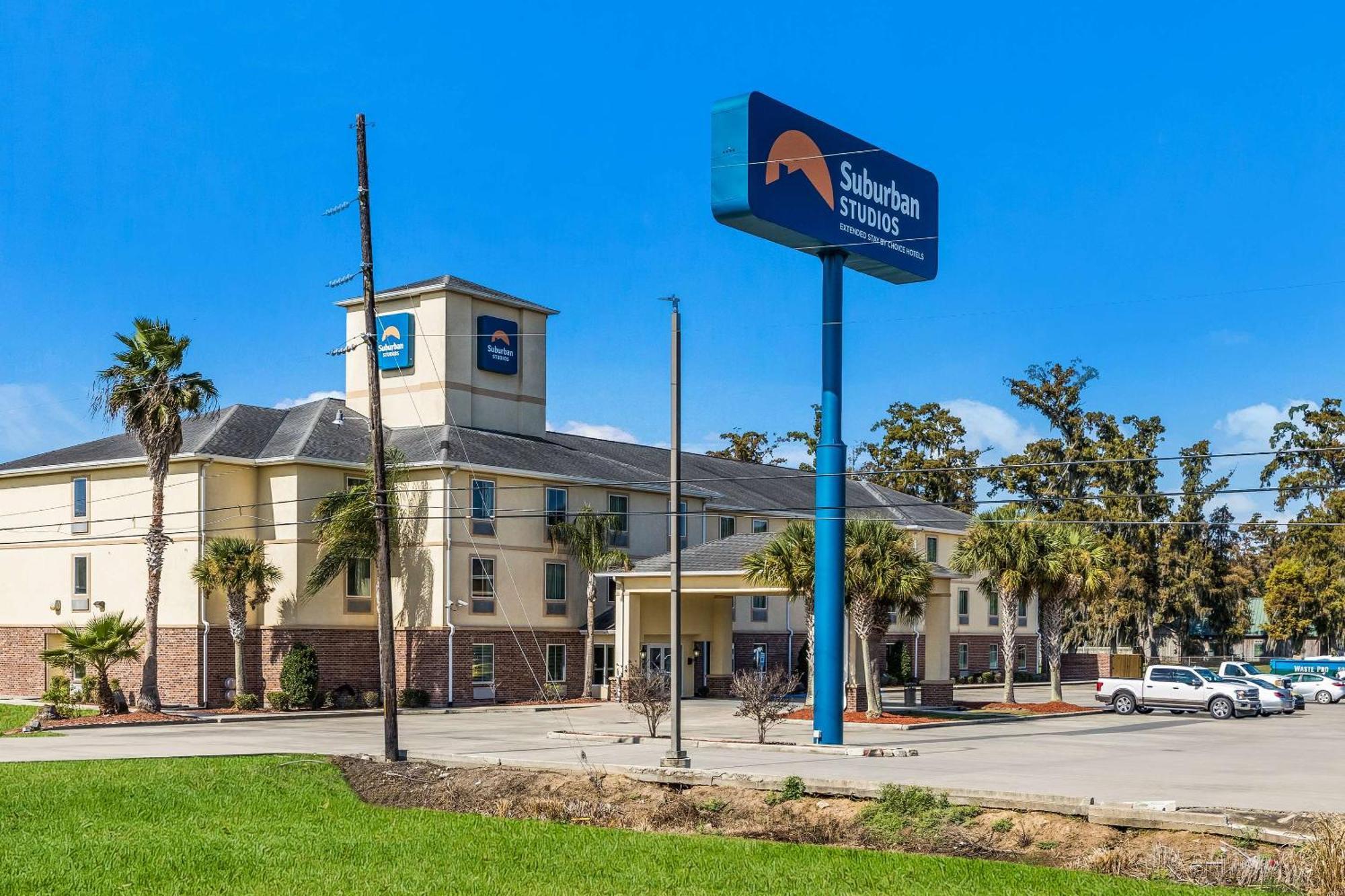 Suburban - Morgan Hotel